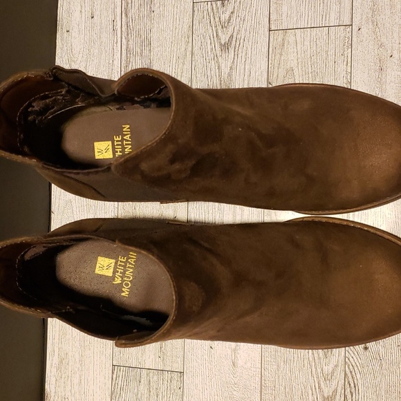 White Mountain Brown Ankle Boots Size 6.5M - NWT - Picture 3 of 9